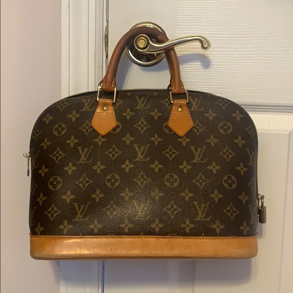 Louis Vuitton Alma PM handbag